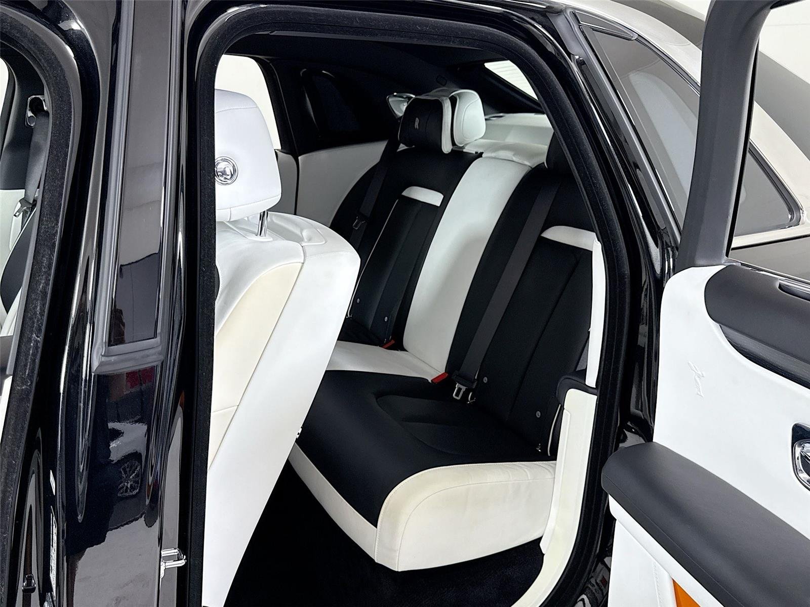 2022 Rolls Royce Ghost RR21 photo 23