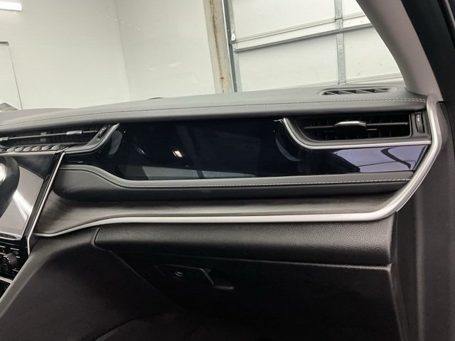 2022 Jeep Cherokee Limited 4xe photo 11
