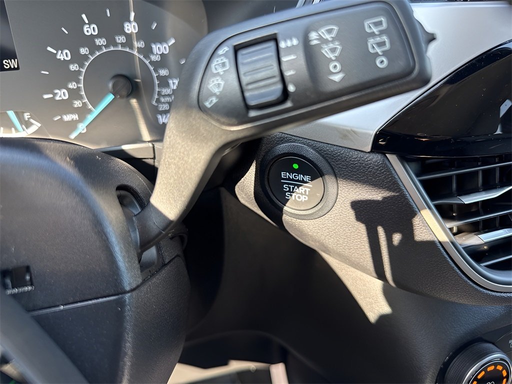 2022 Ford Escape SE photo 22