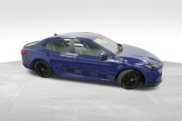 2025 Toyota Camry XSE photo 5