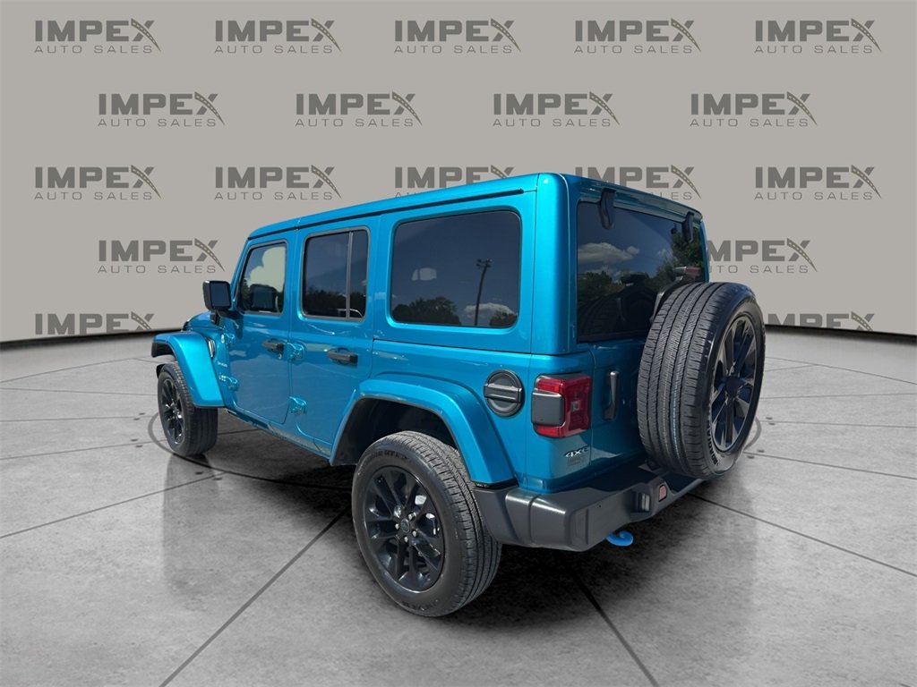 2024 Jeep Wrangler Sahara 4xe photo 2