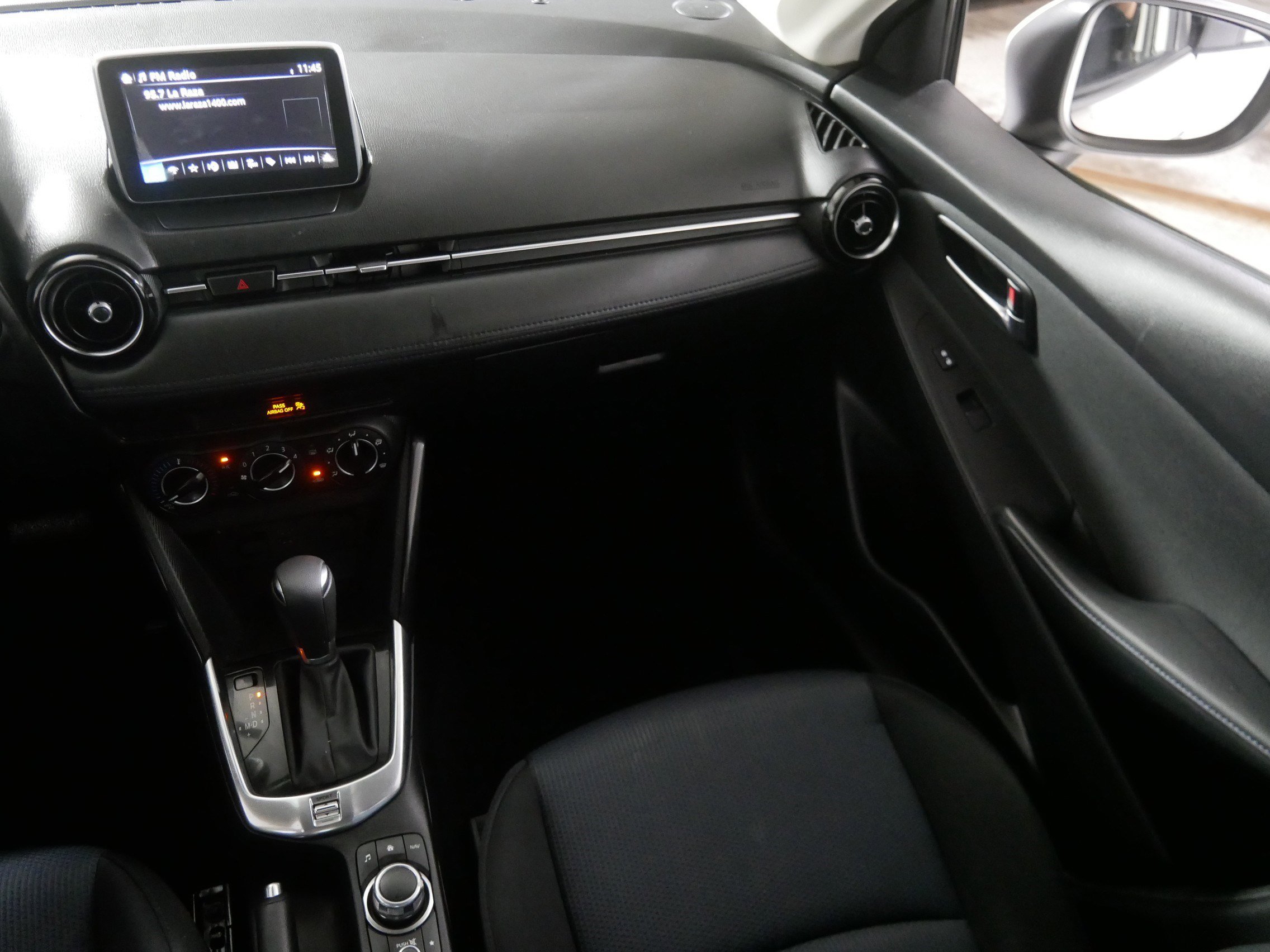 2016 Scion iA photo 11