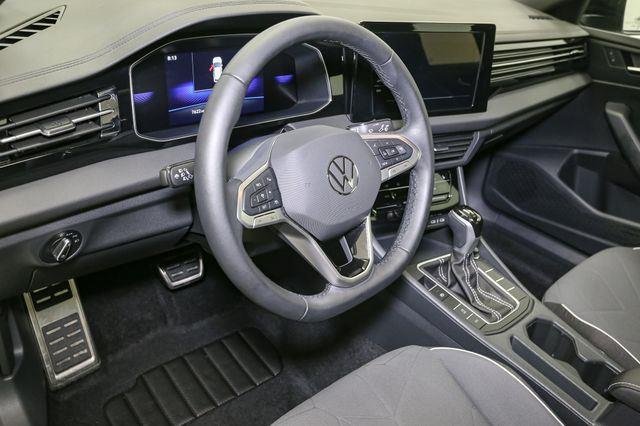 2025 Volkswagen Jetta 1.5T Sport photo 14