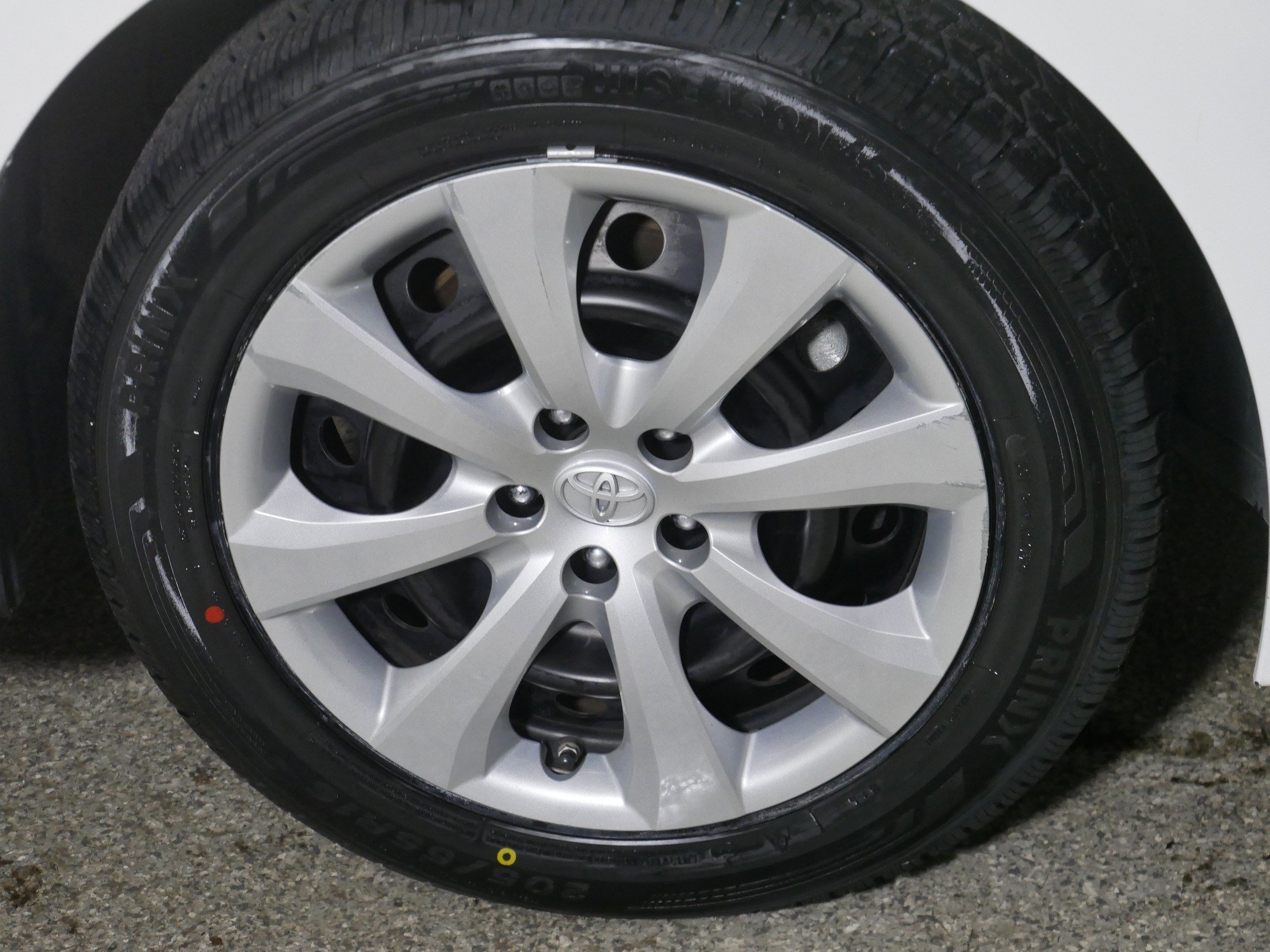 2022 Toyota Corolla LE photo 15