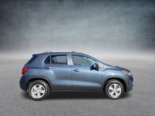 2022 Chevrolet Trax LT photo 3