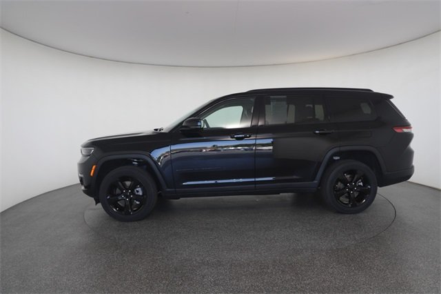 2023 Jeep Grand Cherokee Limited photo 3