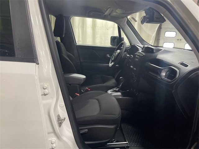 2023 Jeep Renegade Latitude photo 20