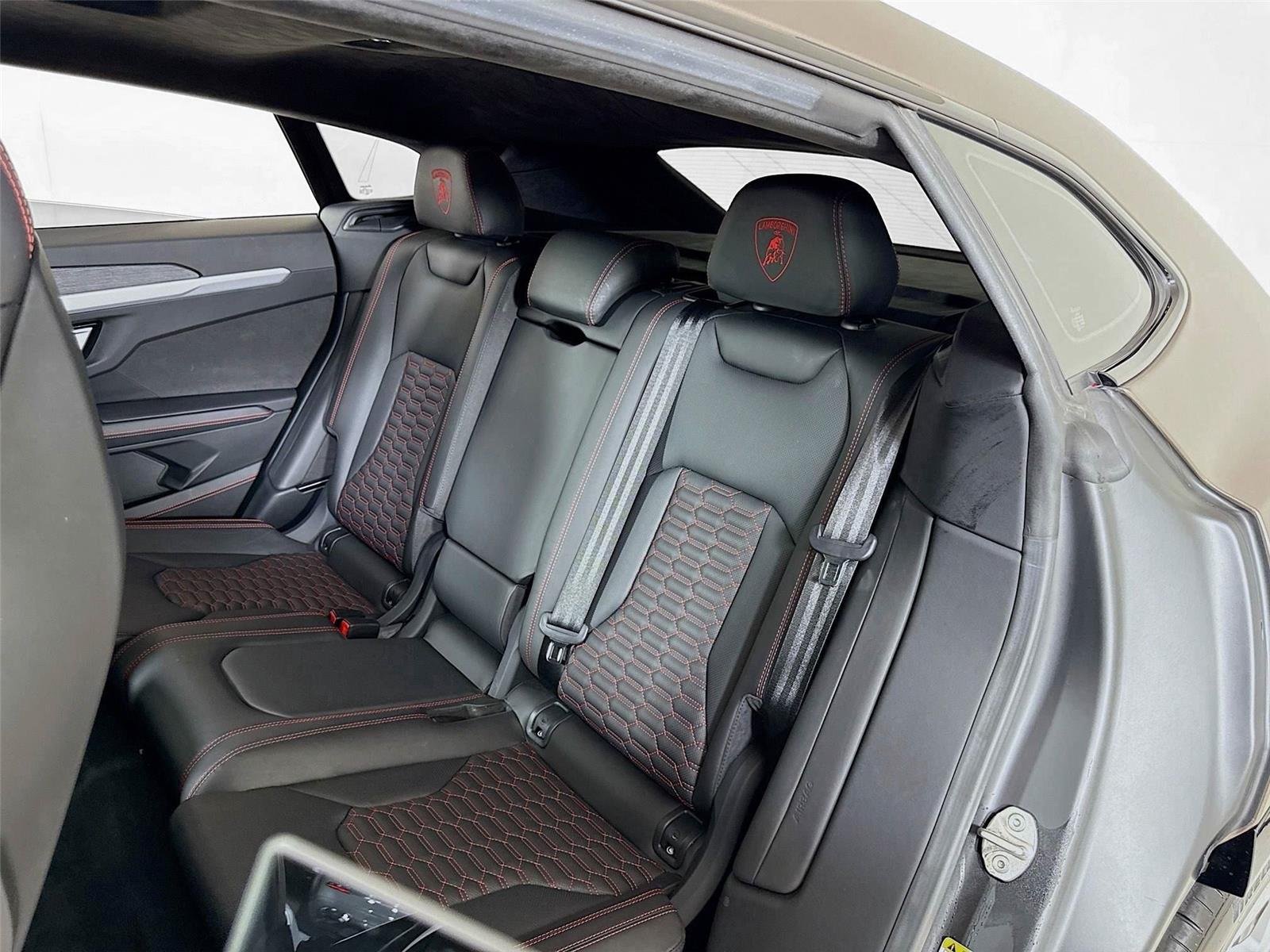 2020 Lamborghini Urus photo 23