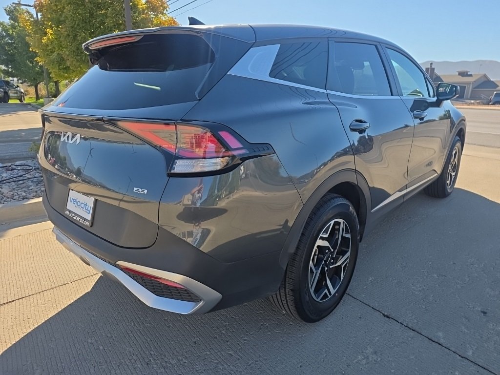 2023 Kia Sportage LX photo 3