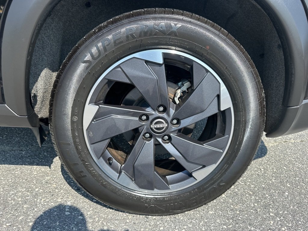 2024 Nissan Rogue SV photo 27