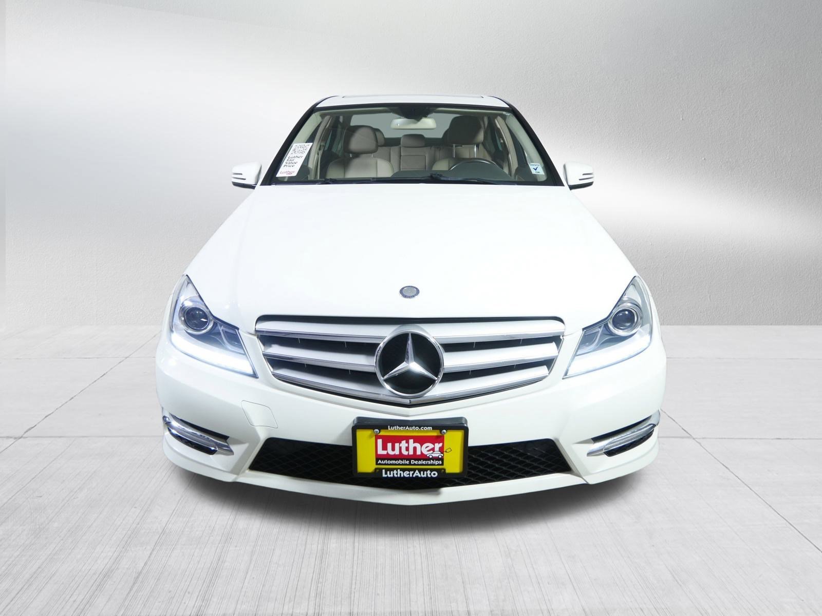 2012 Mercedes Benz C 300 Luxury photo 2