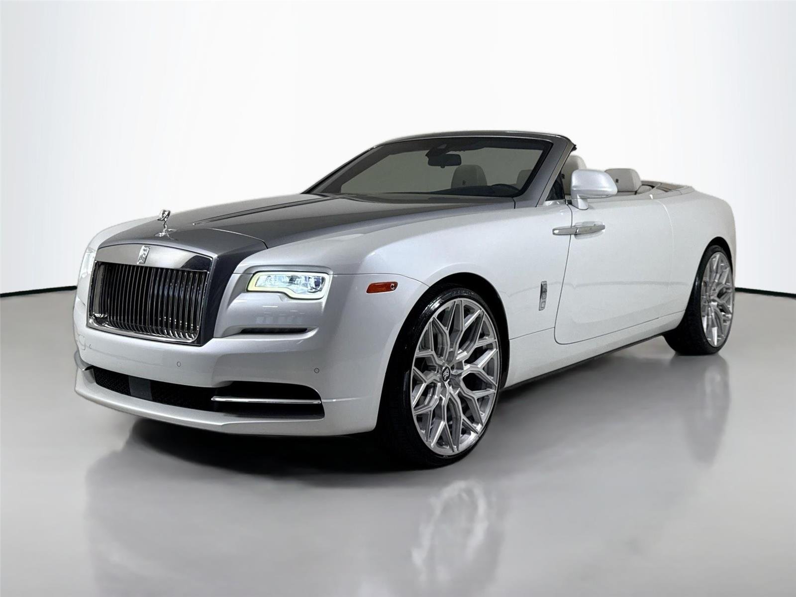 2016 Rolls Royce Dawn RR6 photo 39