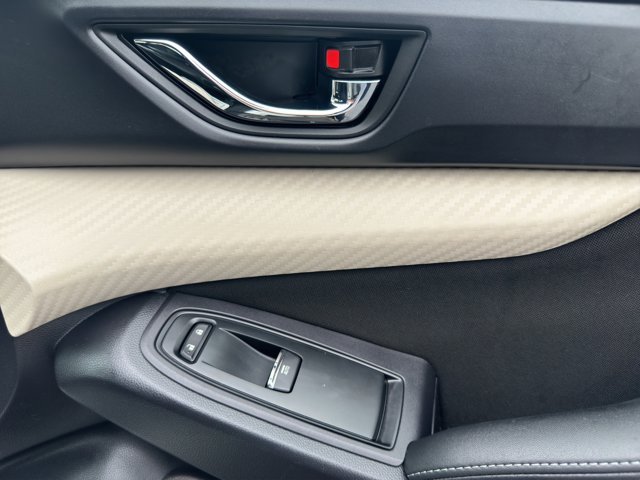 2019 Subaru Ascent Premium photo 17