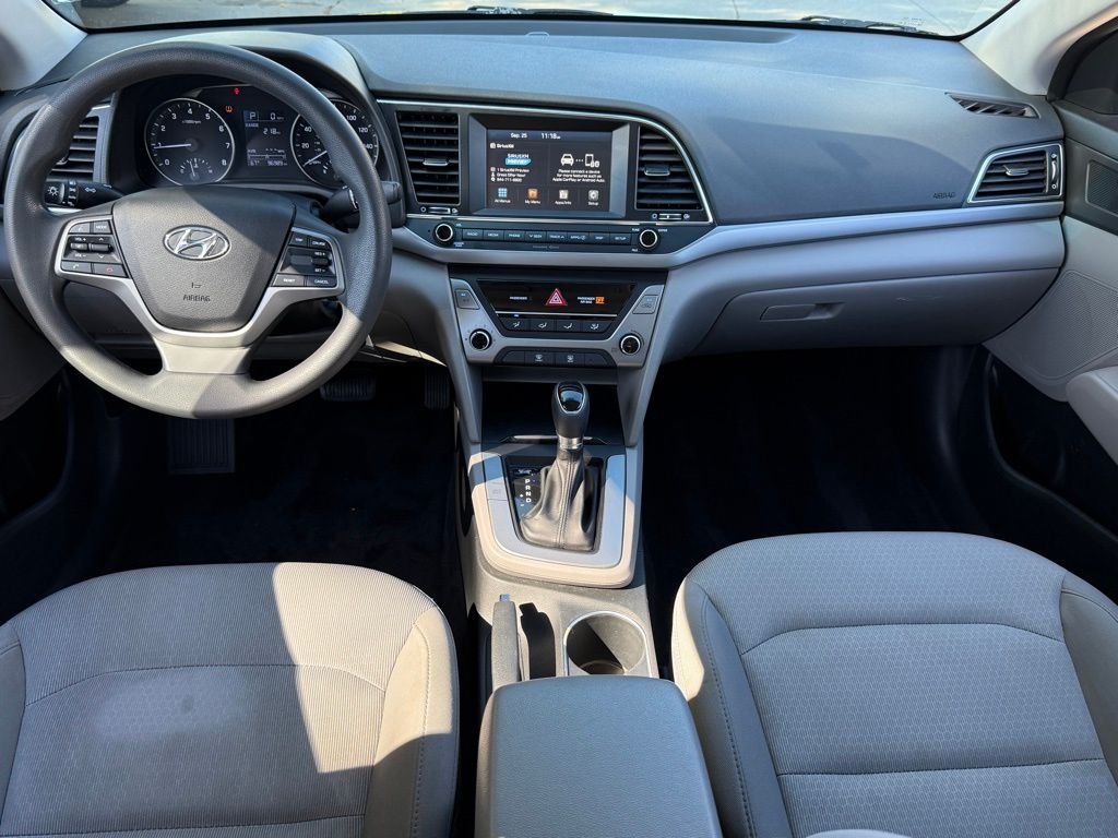 2017 Hyundai Elantra SE photo 13