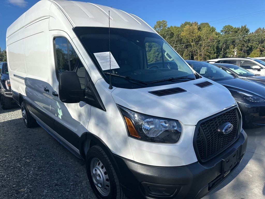 2024 Ford Transit photo 2