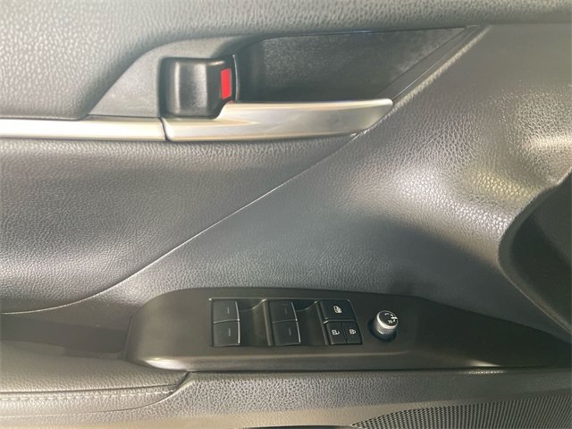 2023 Toyota Camry XSE photo 13
