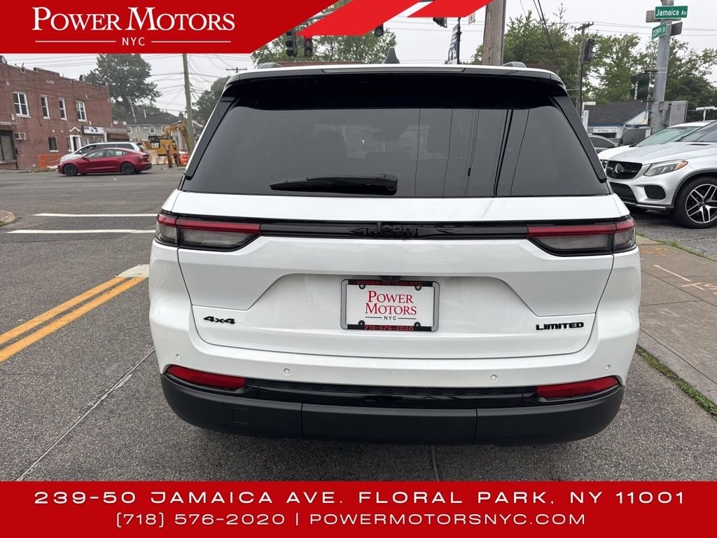 2023 Jeep Grand Cherokee Limited photo 3