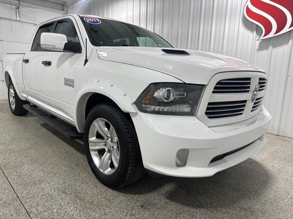 2017 Ram 1500 Sport photo 3