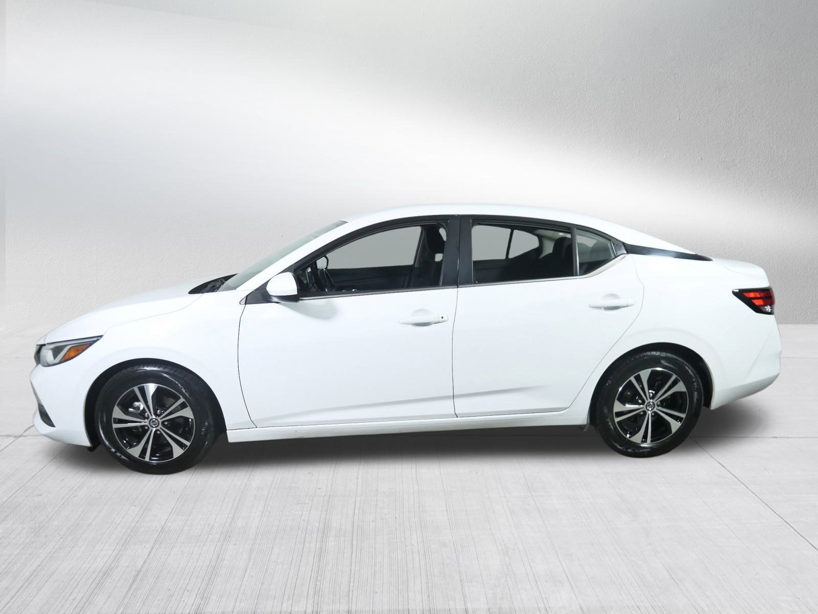 2022 Nissan Sentra SV photo 4