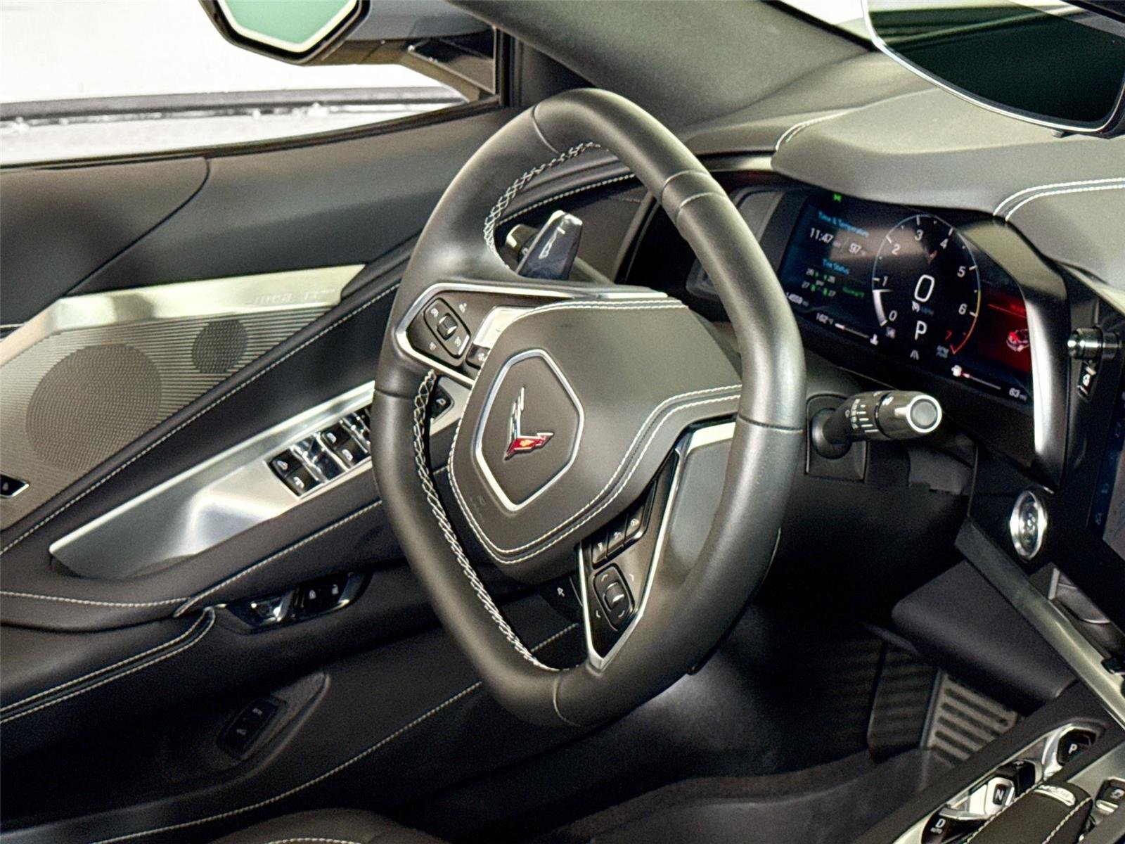 2025 Chevrolet Corvette 2LT photo 26
