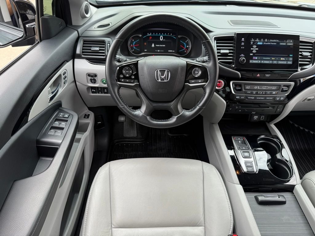 2021 Honda Pilot Touring photo 11
