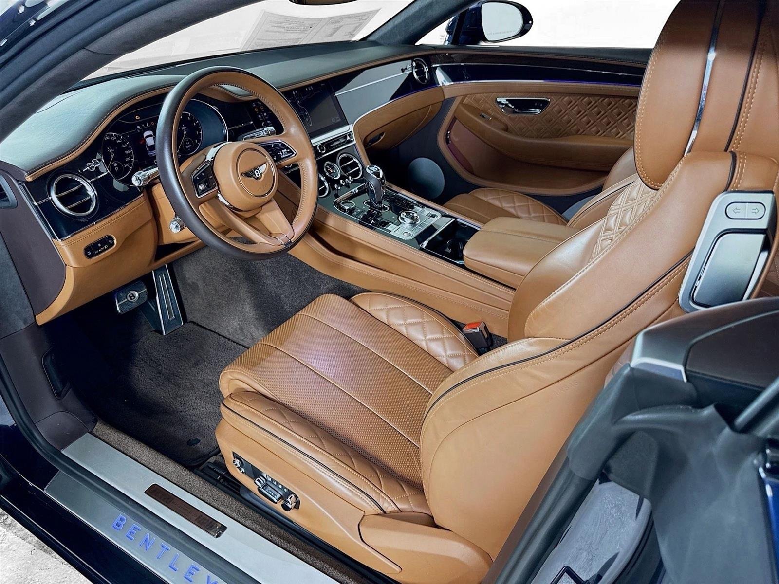 2022 Bentley Continental GT V8 photo 11