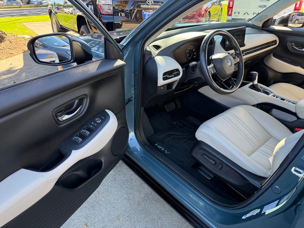 2024 Honda HR-V EX-L photo 14