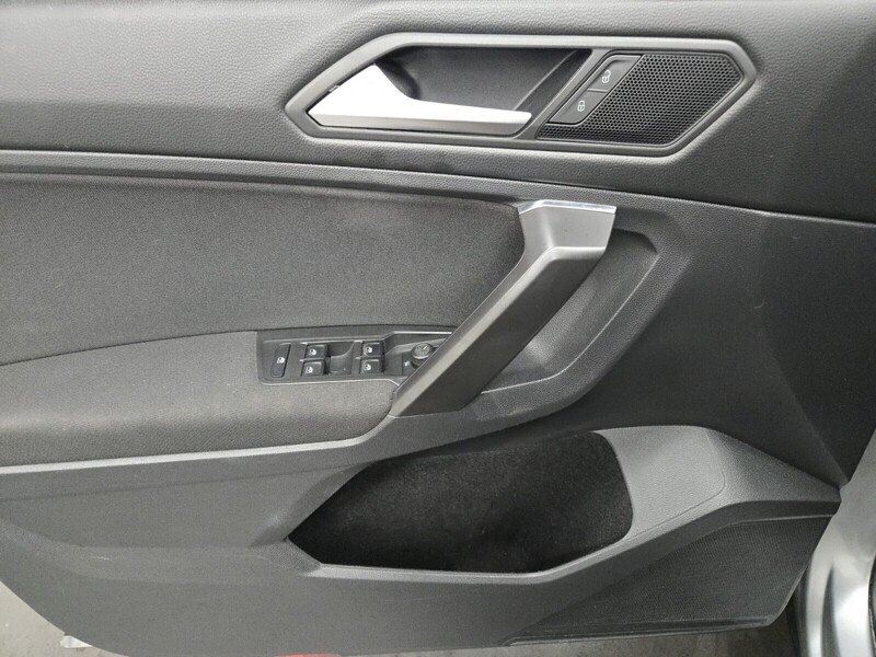 2021 Volkswagen Tiguan S photo 14