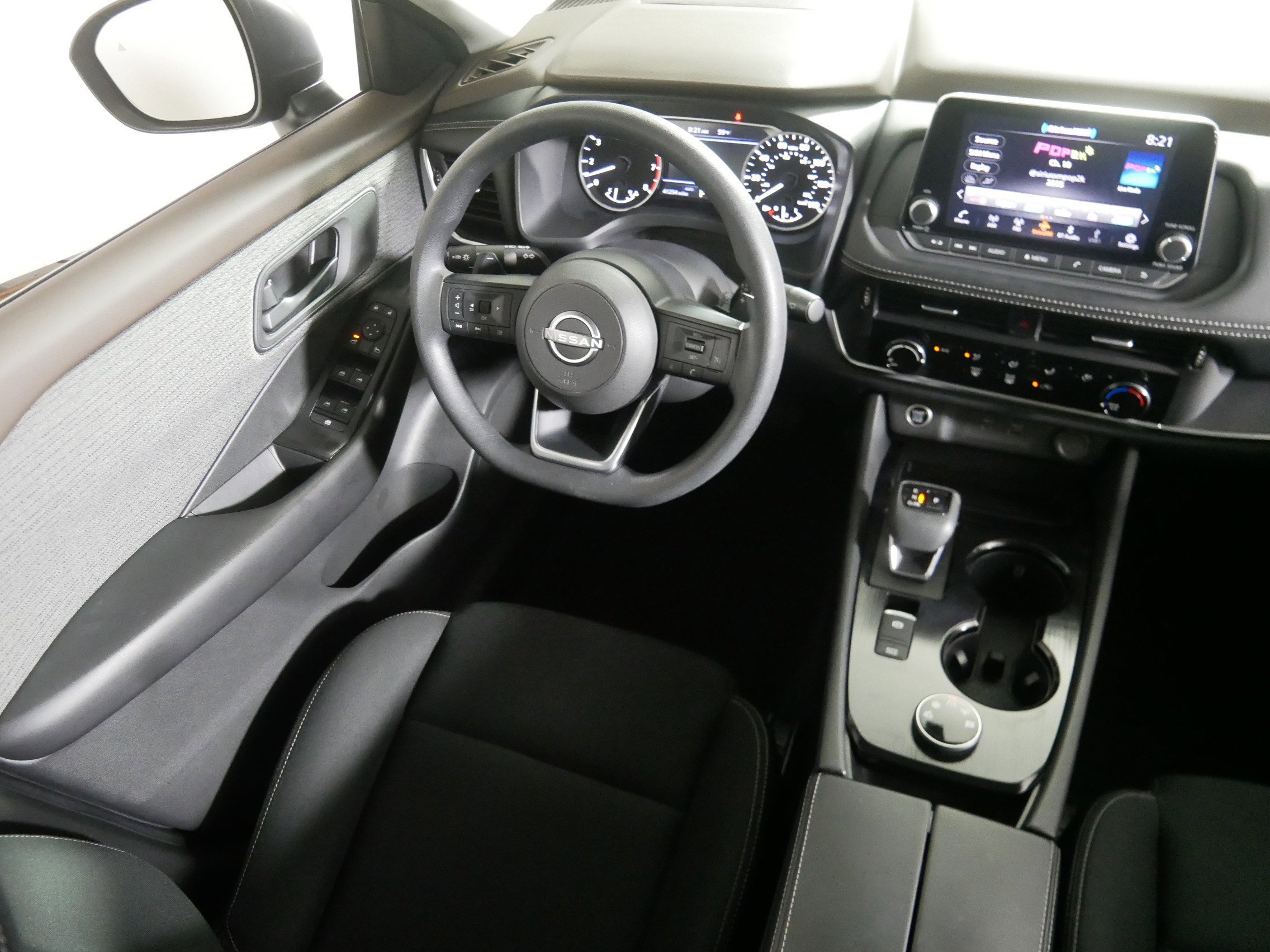 2023 Nissan Rogue S photo 9