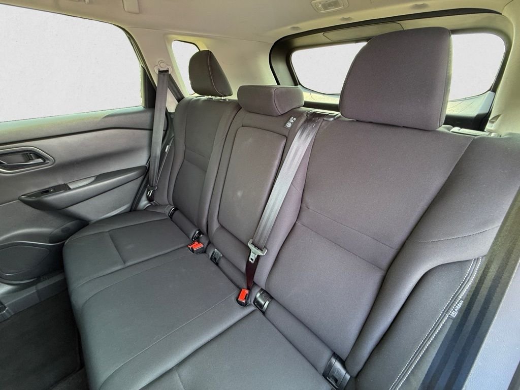 2024 Nissan Rogue S photo 15