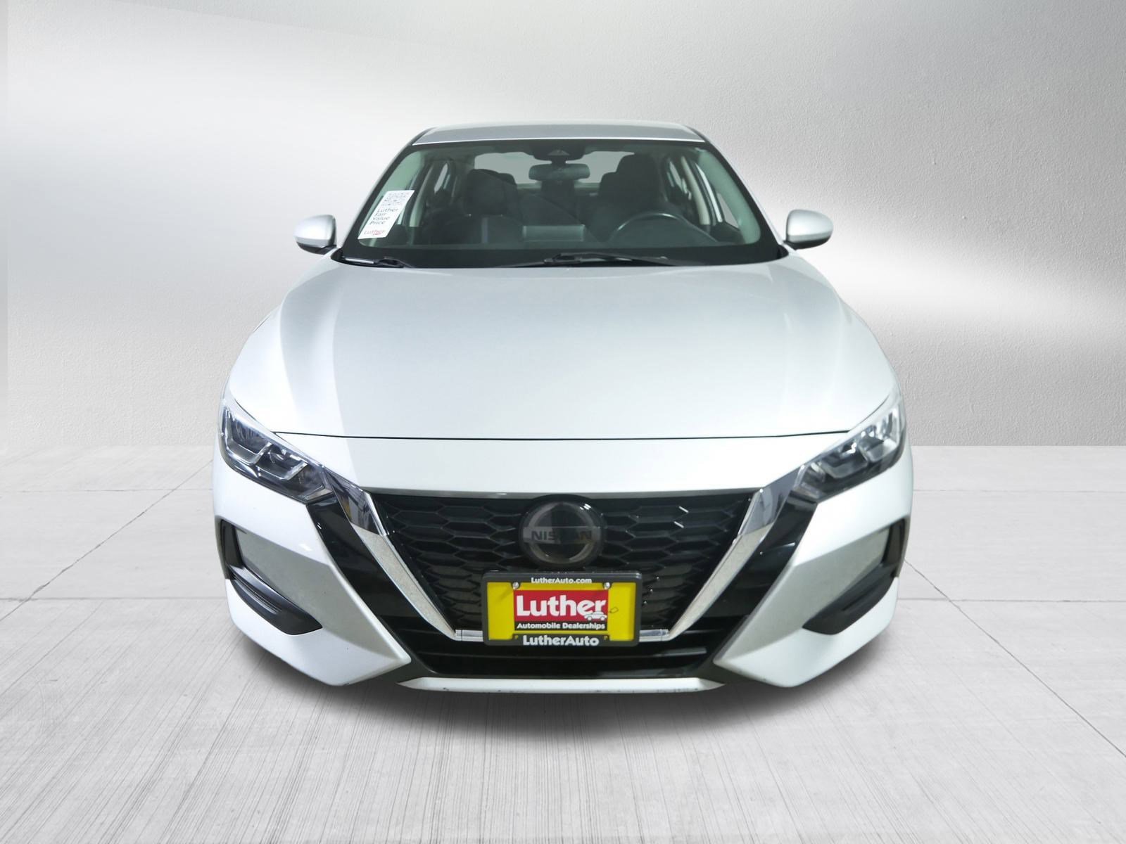 2023 Nissan Sentra SV photo 2