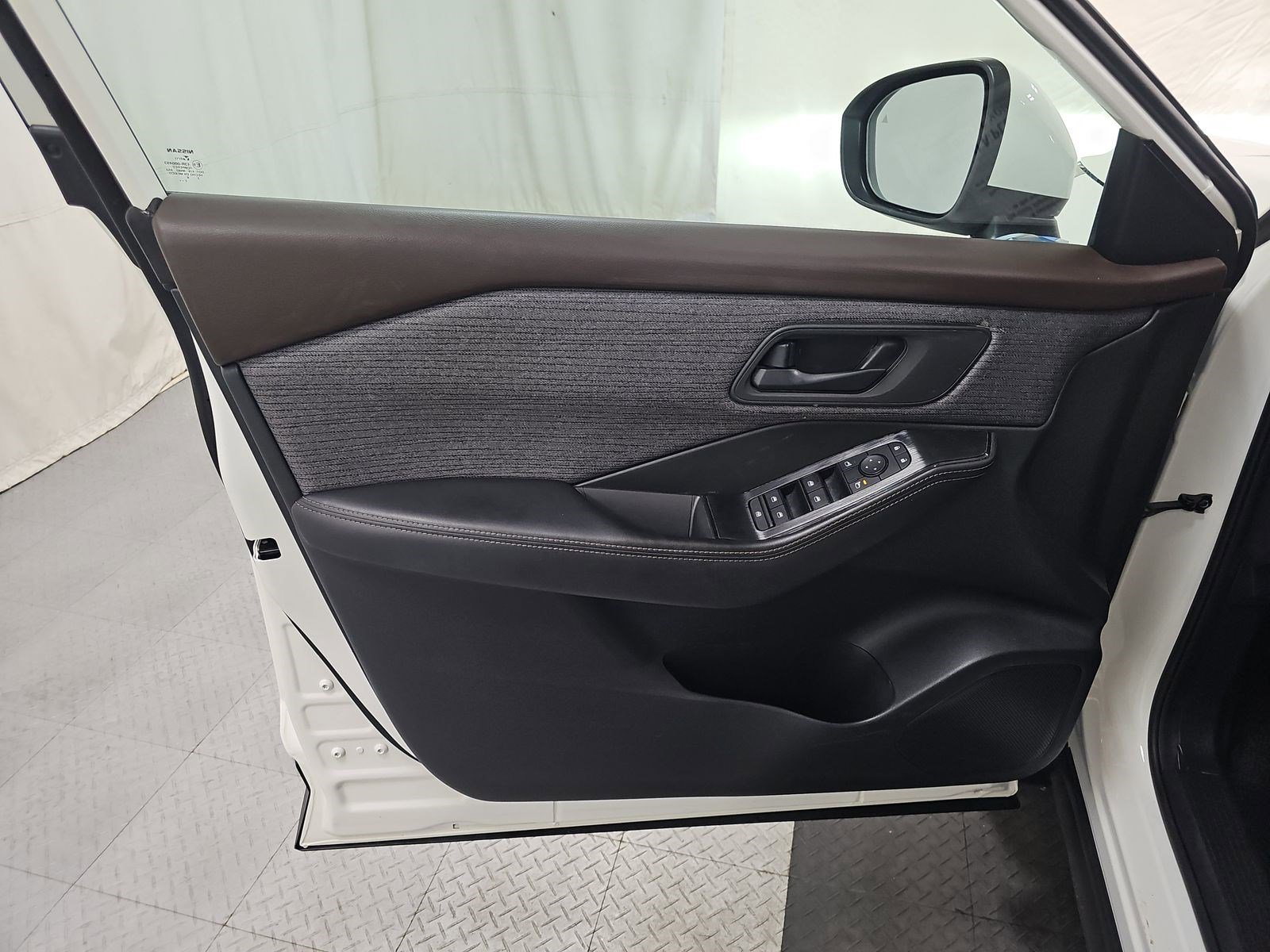 2021 Nissan Rogue S photo 9