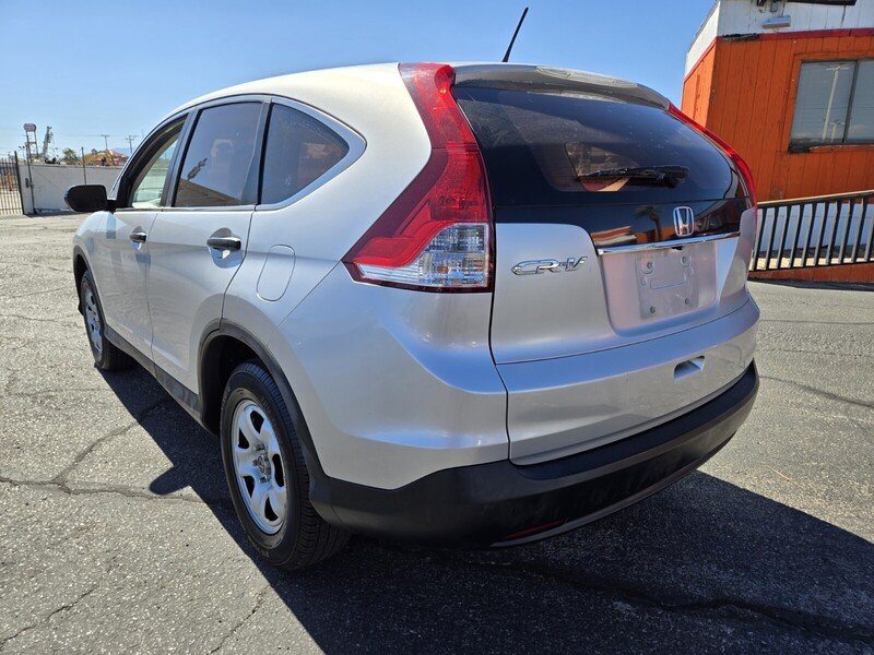 2013 Honda CR-V LX photo 2