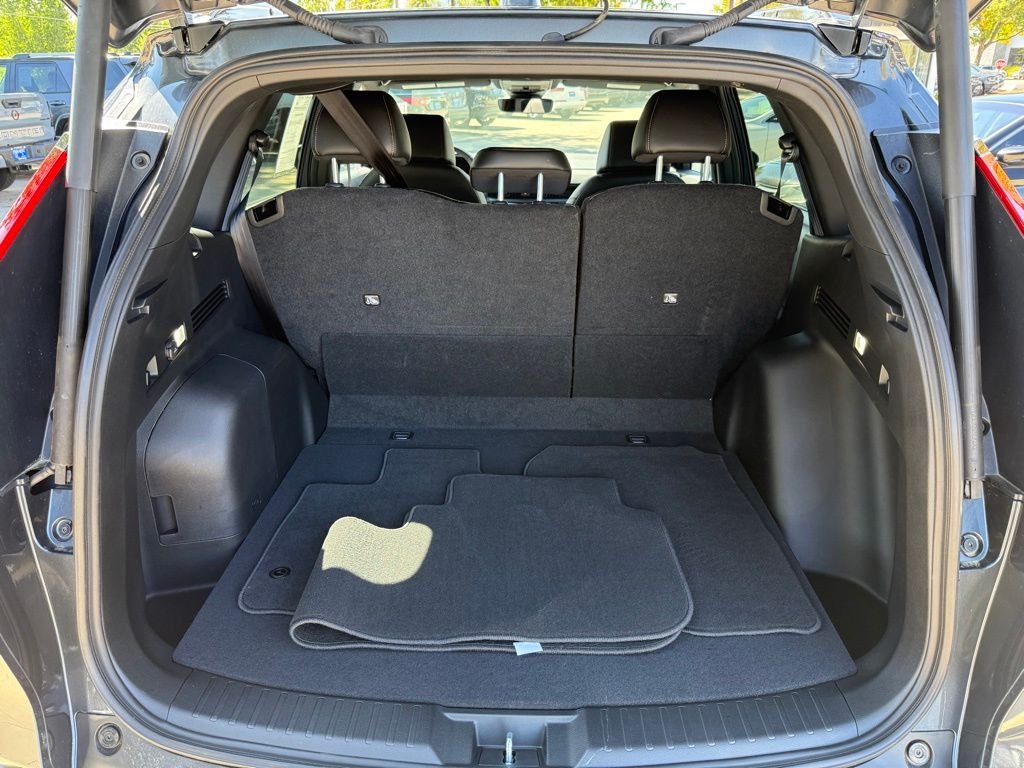 2025 Honda CR-V Hybrid Sport-L photo 17