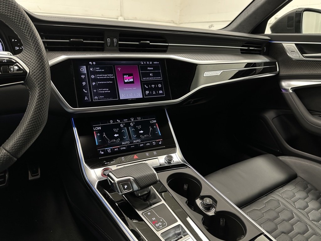 2025 Audi RS 6 Avant Performance photo 28