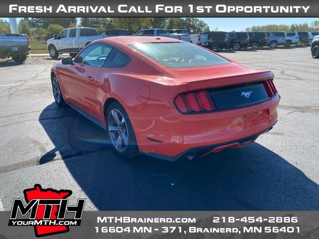 2015 Ford Mustang EcoBoost Premium photo 3