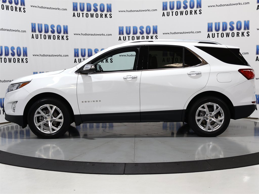 2021 Chevrolet Equinox Premier photo 2