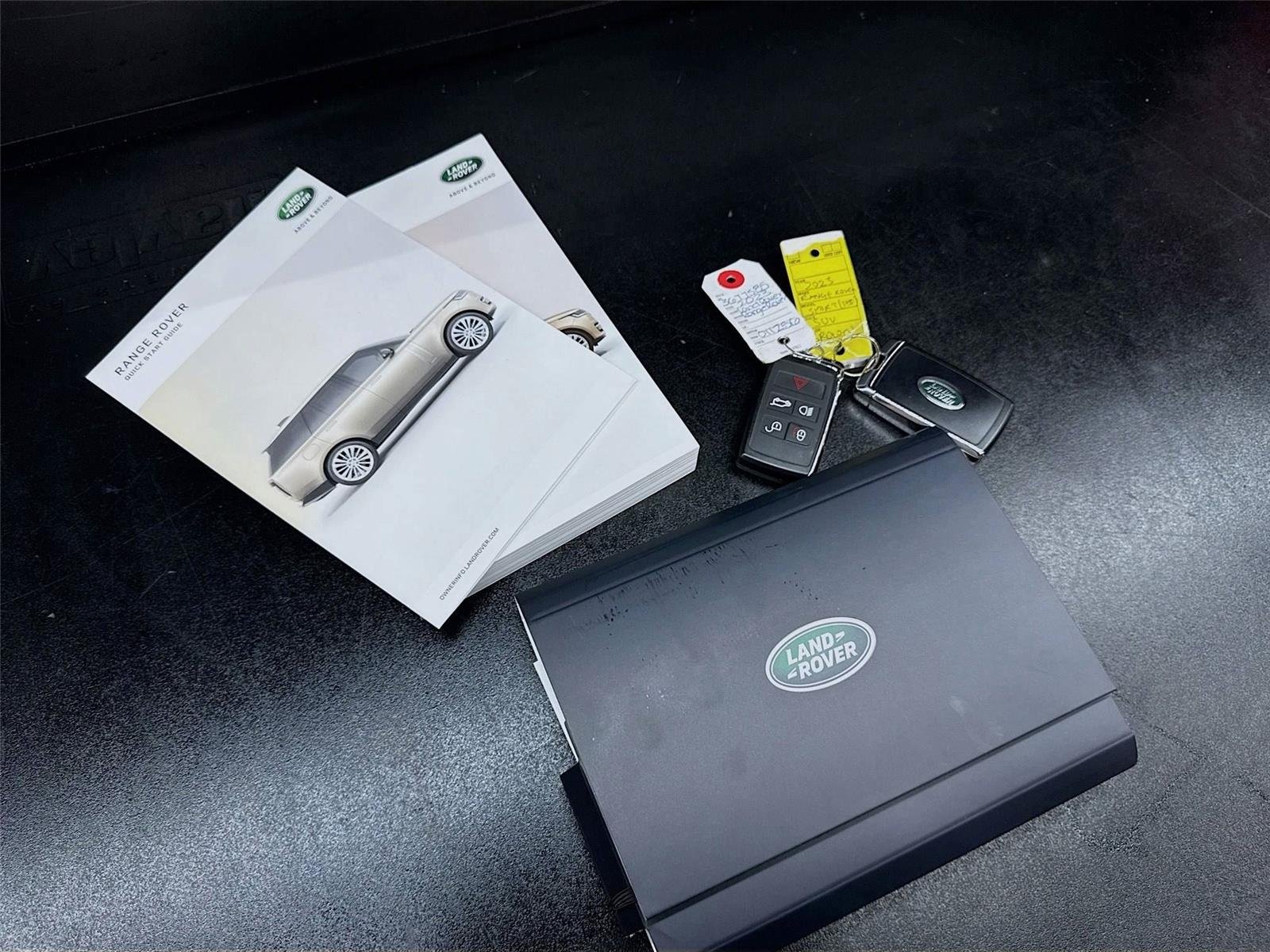 2023 Land Rover Range Rover SE photo 43