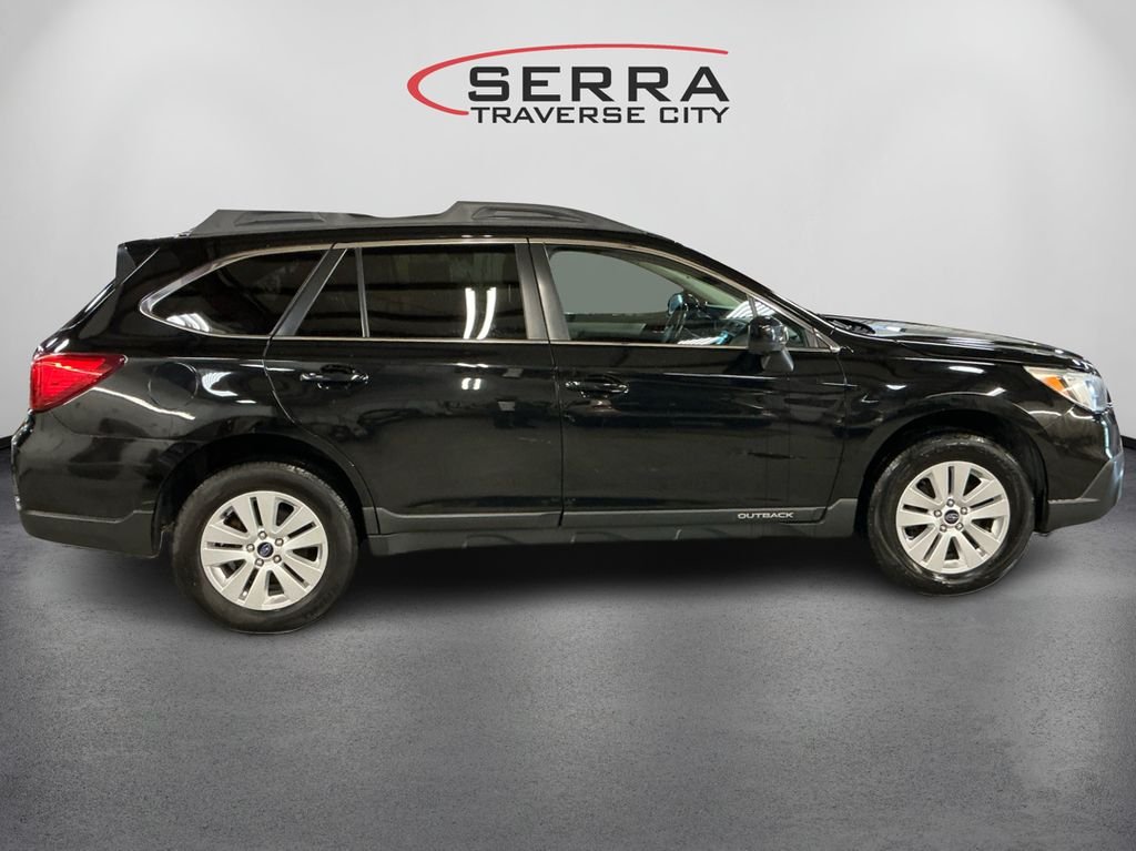 2016 Subaru Outback 2.5i Premium photo 2
