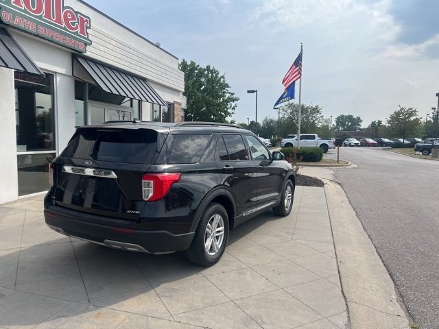 2021 Ford Explorer XLT photo 4