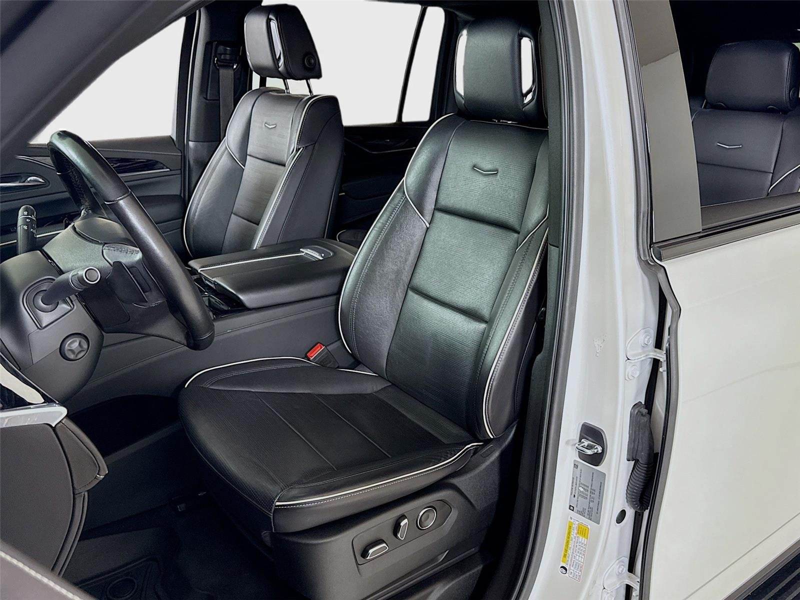 2021 Cadillac Escalade ESV Sport photo 10