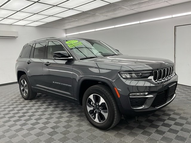 2022 Jeep Cherokee Limited 4xe photo 2