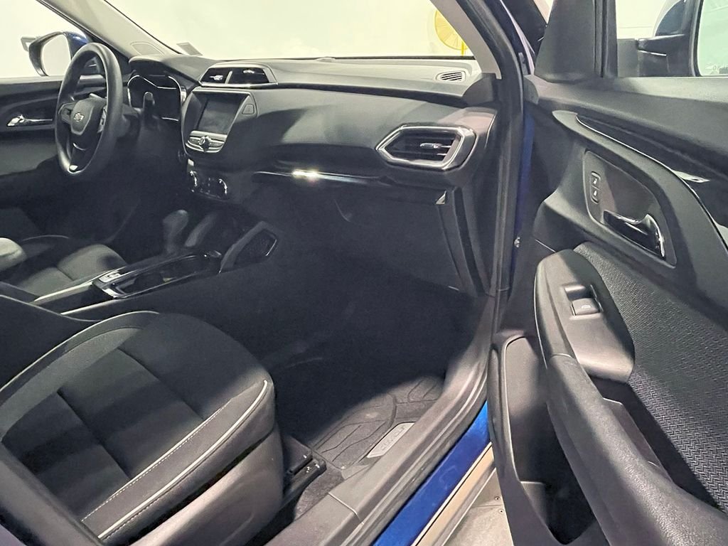 2023 Chevrolet Trailblazer LT photo 19