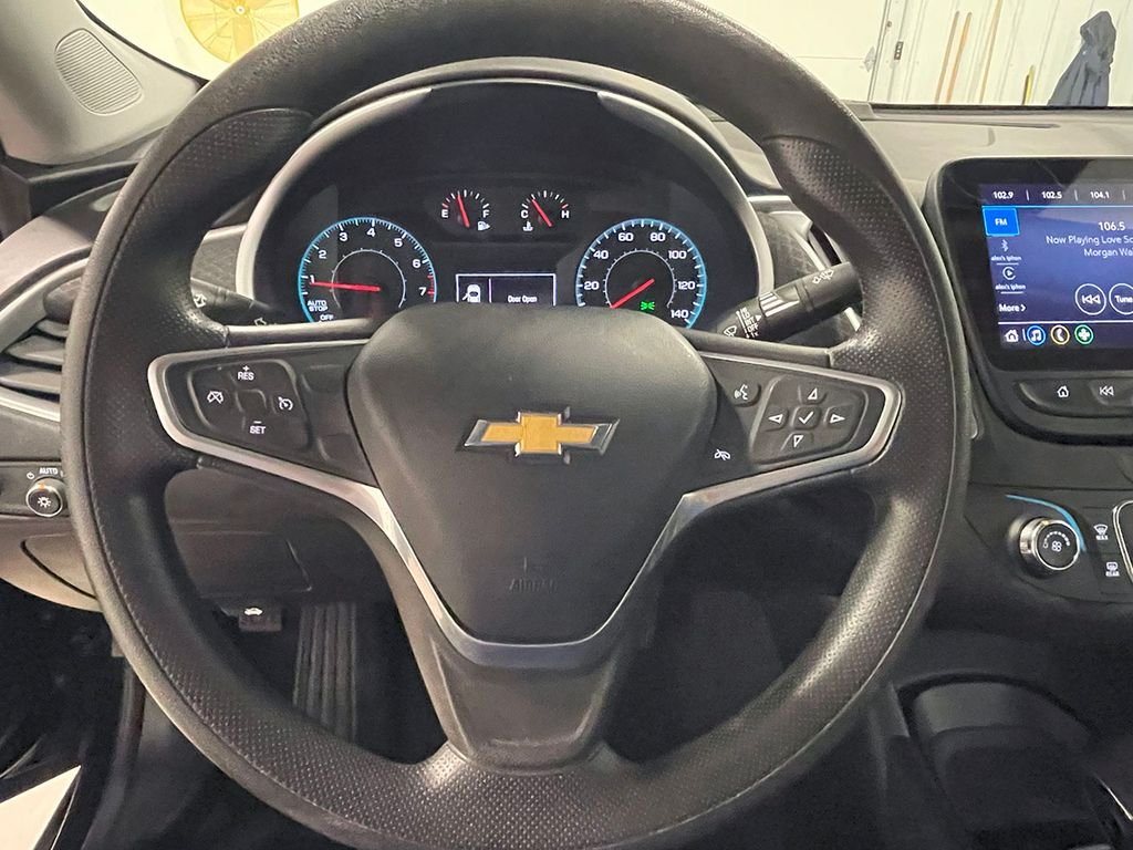 2022 Chevrolet Malibu LS photo 28