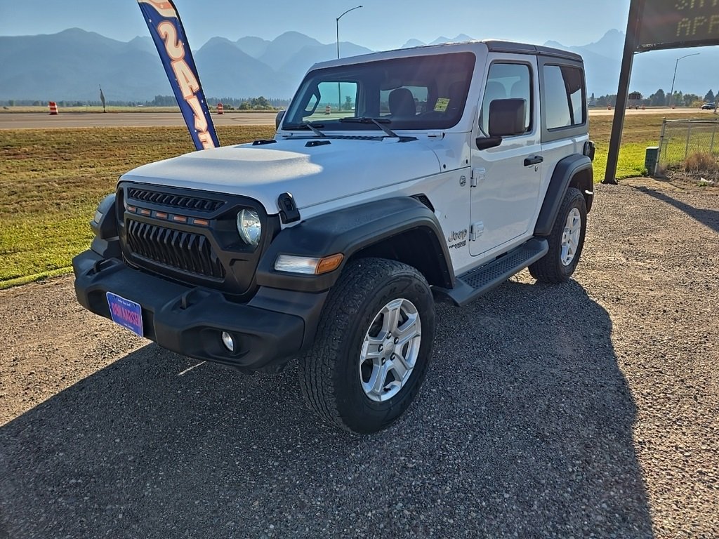 2020 Jeep Wrangler Sport S photo 3