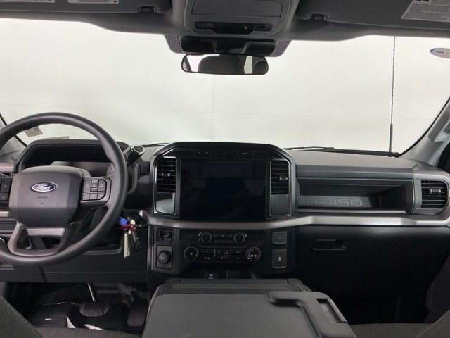 2024 Ford F-150 XL photo 14