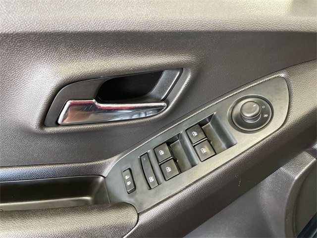 2017 Chevrolet Trax LT photo 13