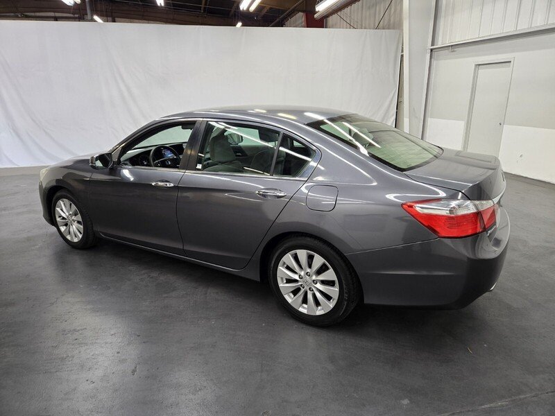 2013 Honda Accord EX photo 2