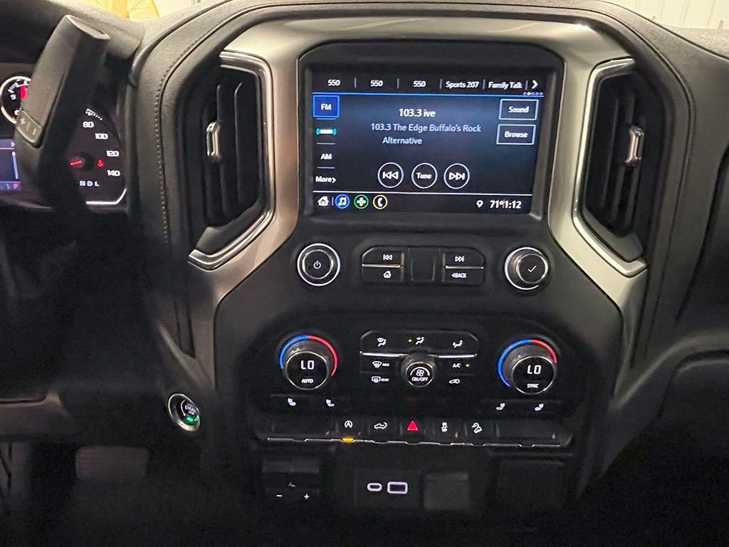 2021 Chevrolet Silverado 1500 RST photo 28