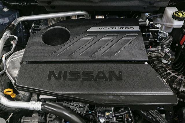 2025 Nissan Rogue SV photo 14